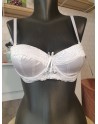 soutien-gorge à coque blanc bonnet A