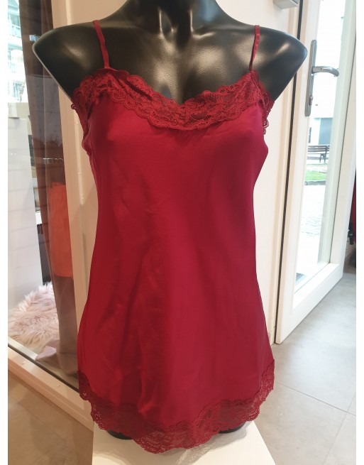 Top satiné brettelle fine divers couleurs