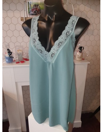 Top bretelle large en...