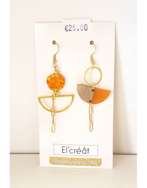 Boucle d'oreille doré - orange - bois asymétrique N°172