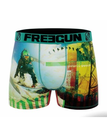 Boxer Freegun snowboarder